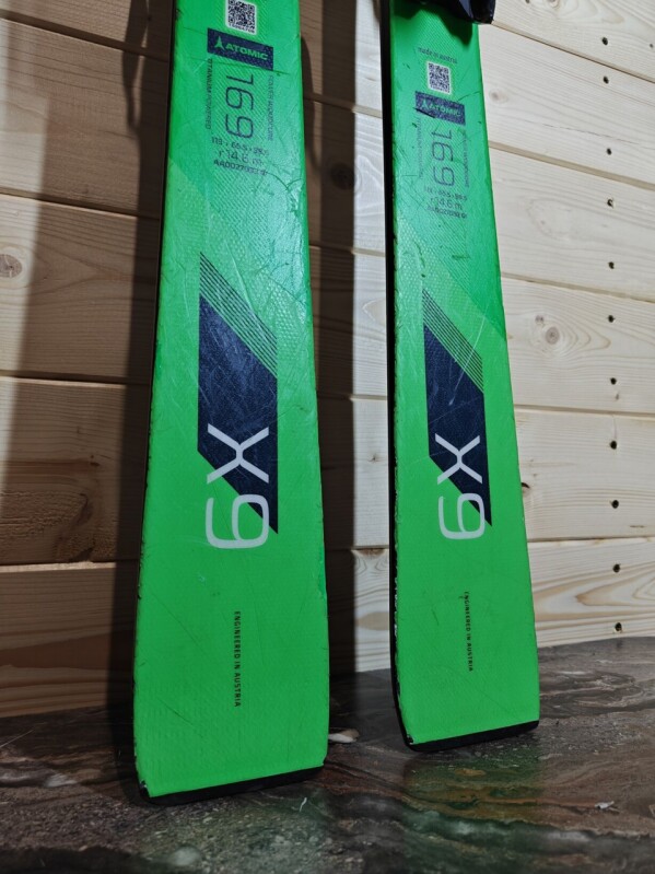 LYŽE ATOMIC REDSTER X9 169CM